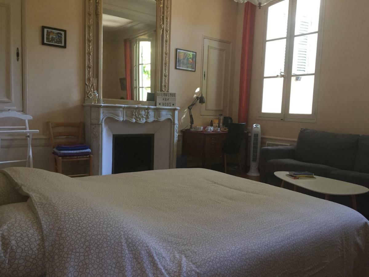 Studio Plaisance Avignon Bagian luar foto